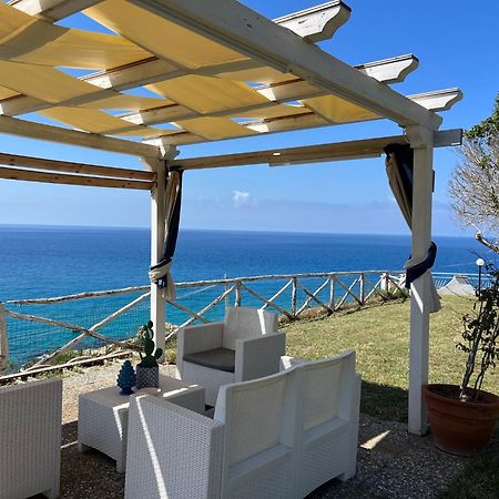 Residence Araba Fenice トロペーア エクステリア 写真