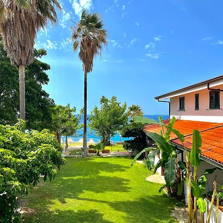Residence Araba Fenice トロペーア エクステリア 写真