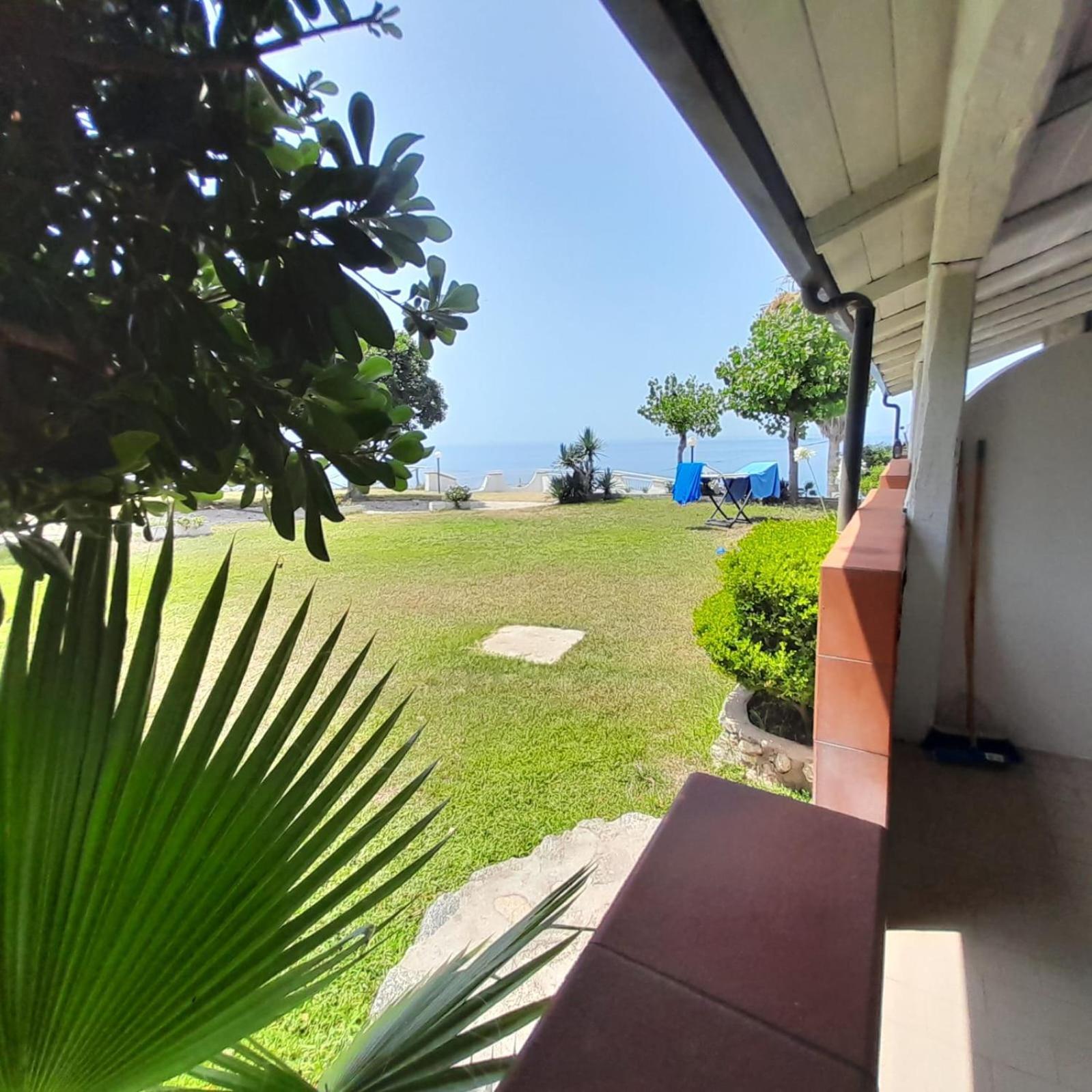 Residence Araba Fenice トロペーア エクステリア 写真