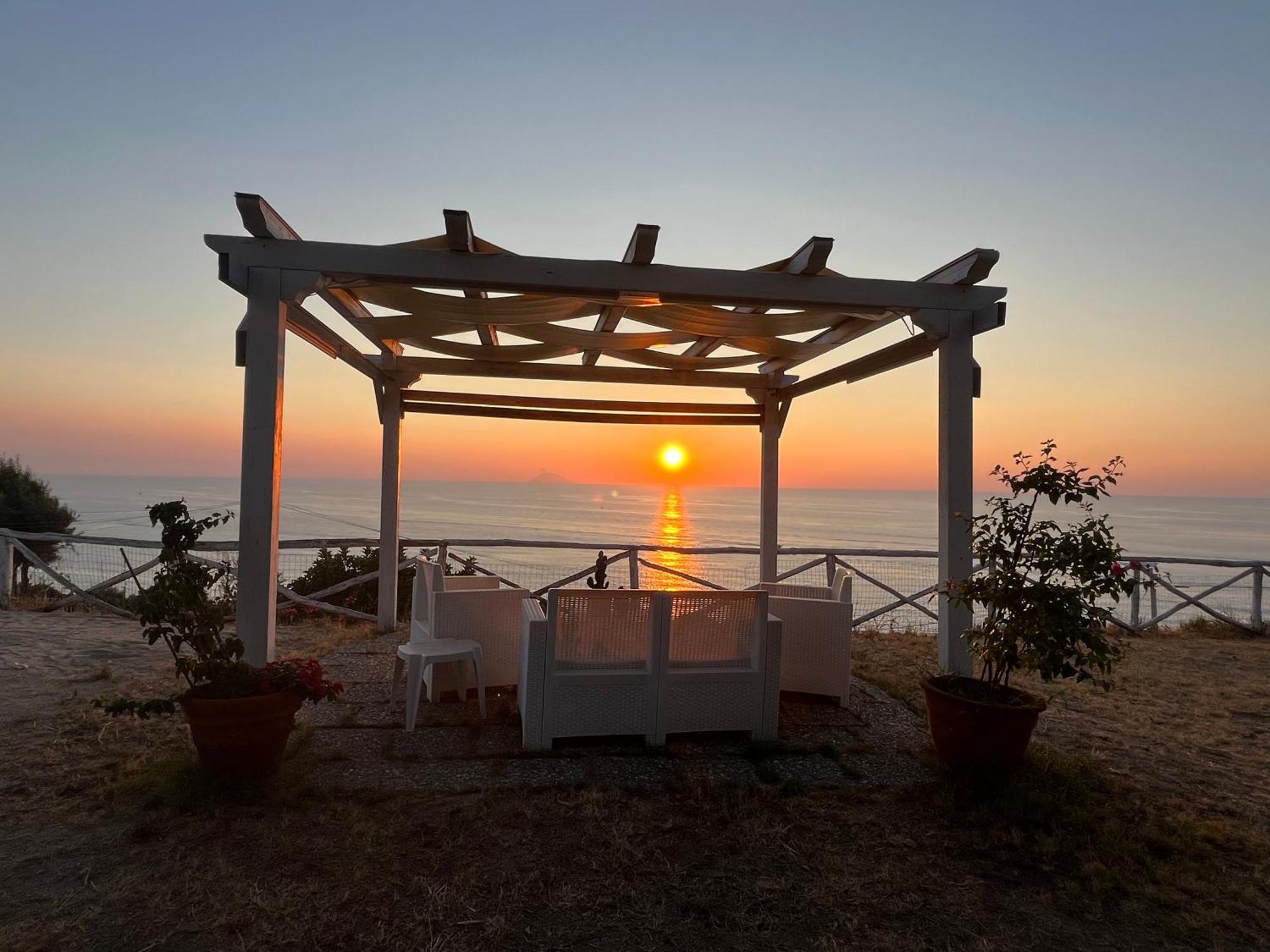 Residence Araba Fenice トロペーア エクステリア 写真